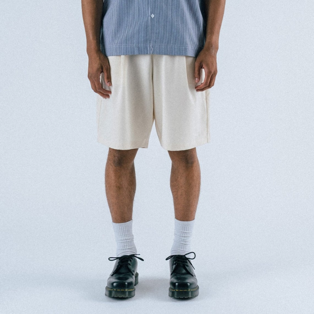 STUDENTS GOLF - STUDENTS GOLF Men's Calculus Baggy Slack Pleated Shorts - The Agora Bangkok